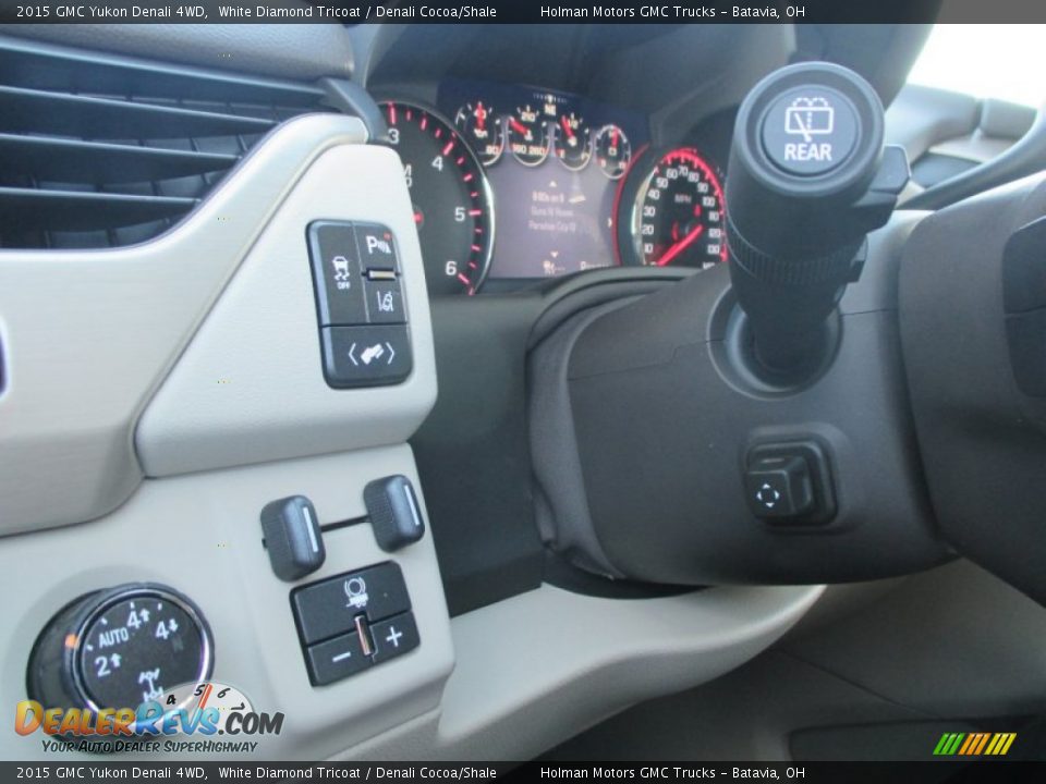 2015 GMC Yukon Denali 4WD White Diamond Tricoat / Denali Cocoa/Shale Photo #29