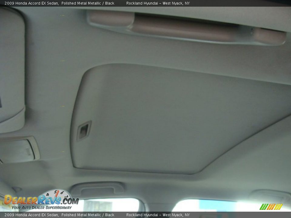 2009 Honda Accord EX Sedan Polished Metal Metallic / Black Photo #11