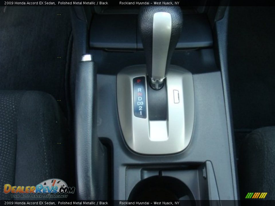 2009 Honda Accord EX Sedan Polished Metal Metallic / Black Photo #18