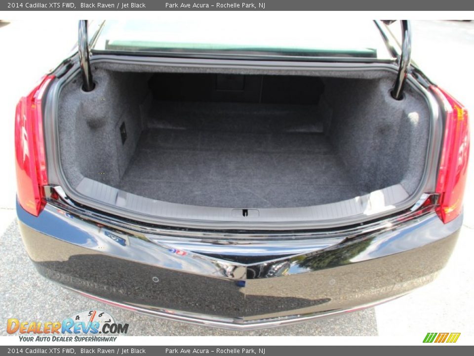 2014 Cadillac XTS FWD Trunk Photo #21