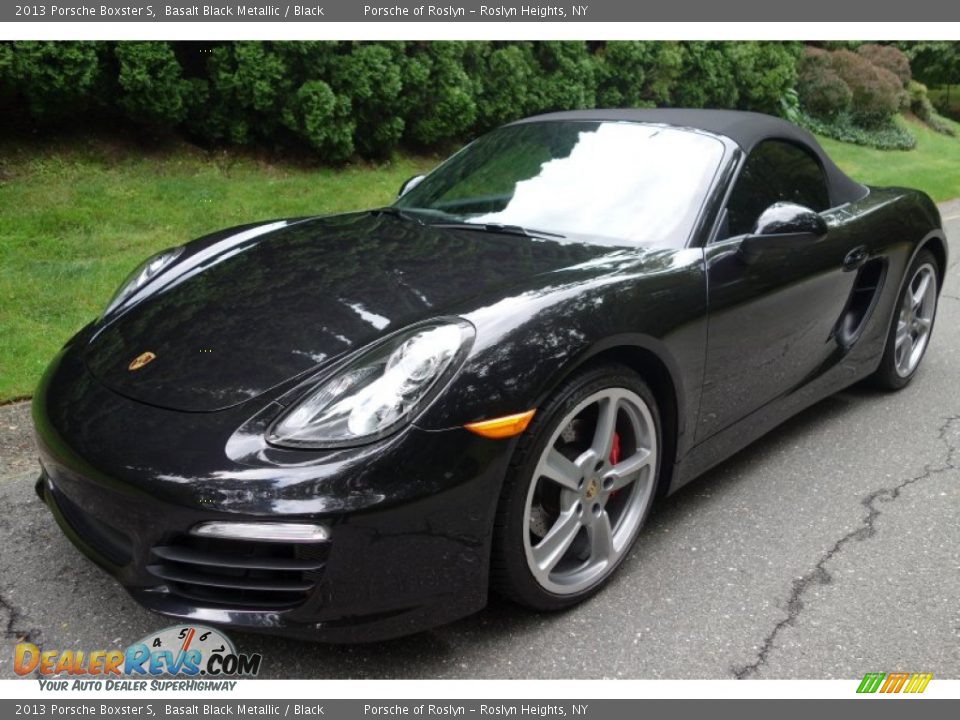 Front 3/4 View of 2013 Porsche Boxster S Photo #1