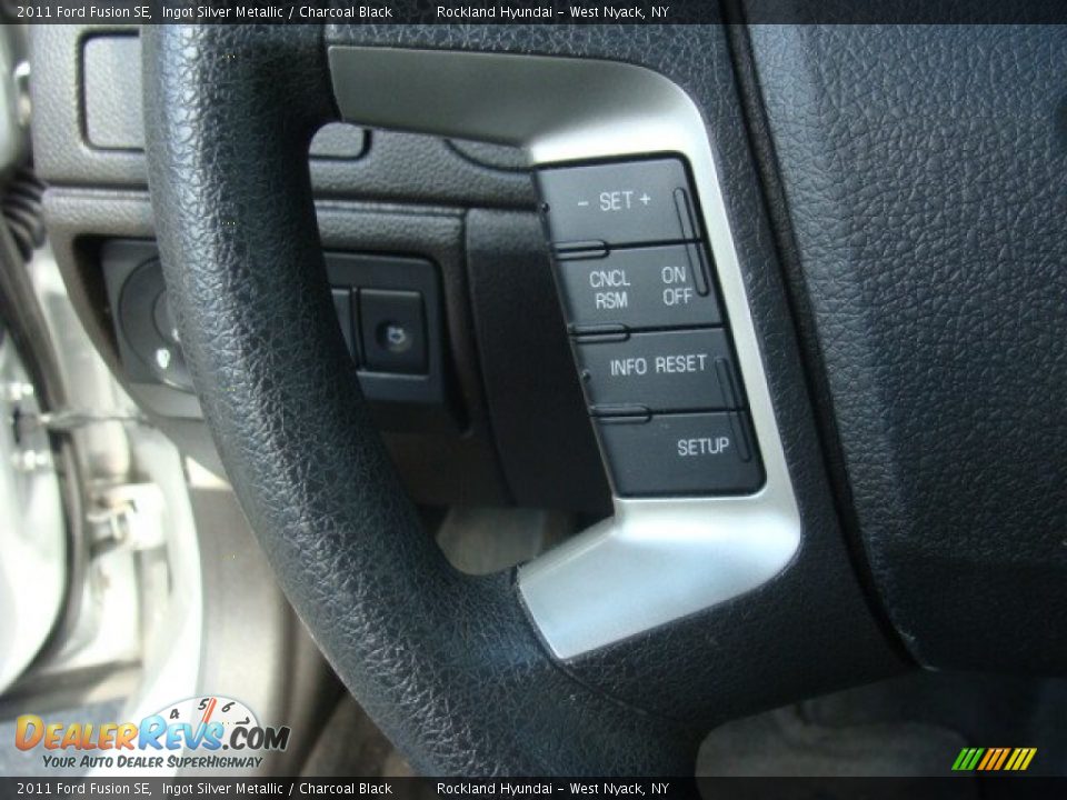 2011 Ford Fusion SE Ingot Silver Metallic / Charcoal Black Photo #14