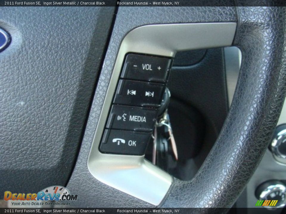 2011 Ford Fusion SE Ingot Silver Metallic / Charcoal Black Photo #15