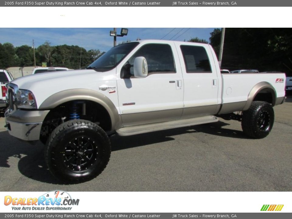2005 Ford F350 Super Duty King Ranch Crew Cab 4x4 Oxford White / Castano Leather Photo #2