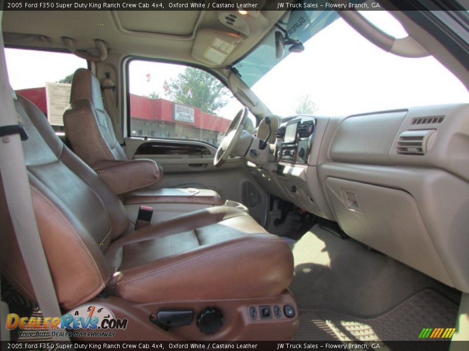 2005 Ford F350 Super Duty King Ranch Crew Cab 4x4 Oxford White / Castano Leather Photo #18