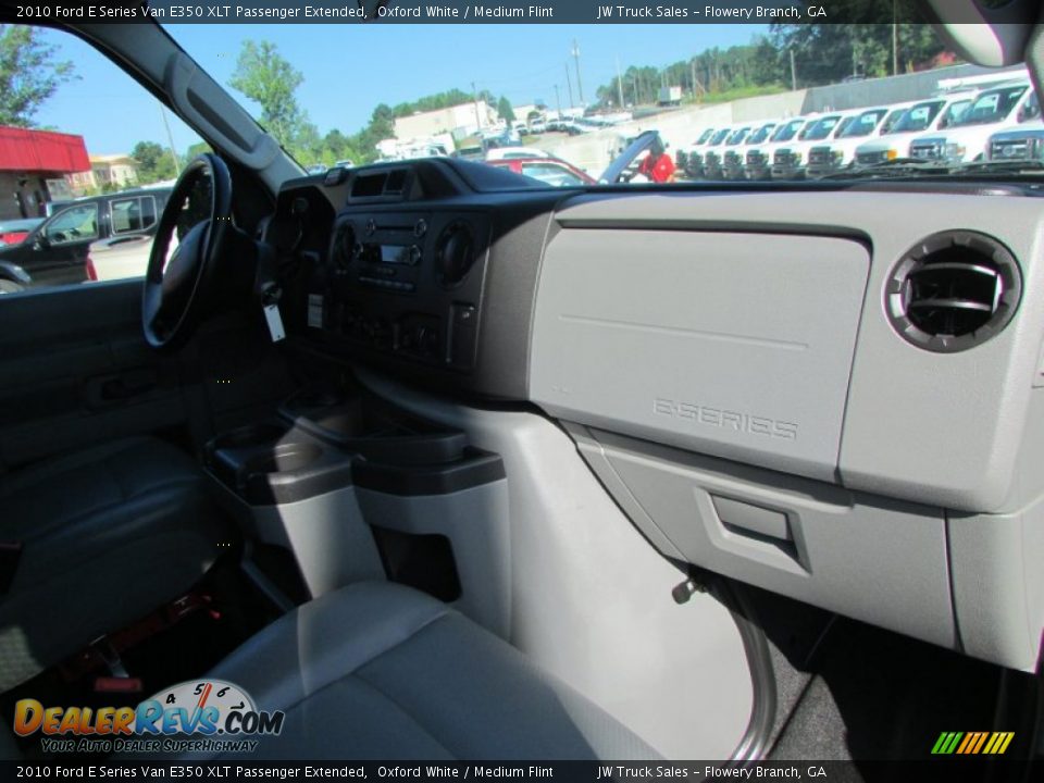 2010 Ford E Series Van E350 XLT Passenger Extended Oxford White / Medium Flint Photo #30