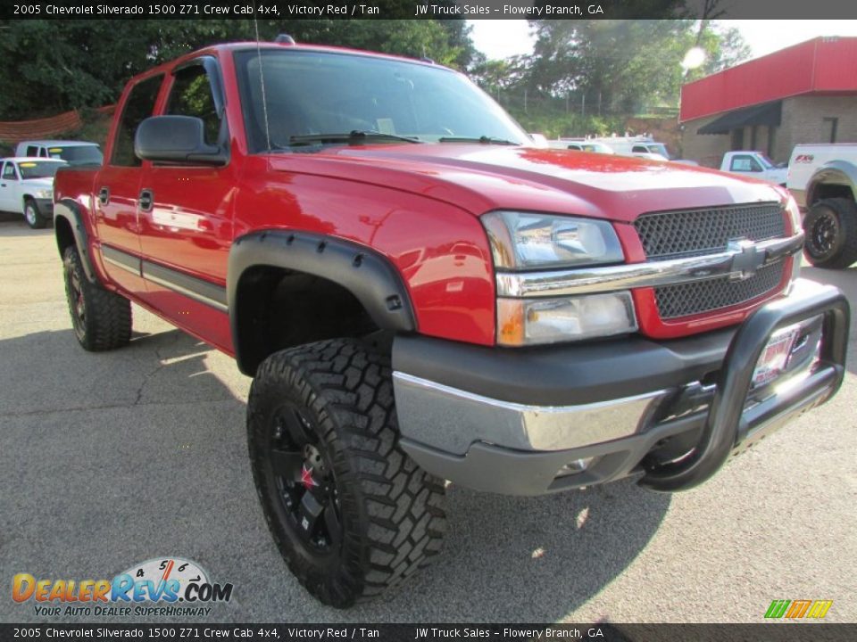 2005 Chevrolet Silverado 1500 Z71 Crew Cab 4x4 Victory Red / Tan Photo #3