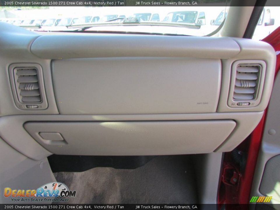 2005 Chevrolet Silverado 1500 Z71 Crew Cab 4x4 Victory Red / Tan Photo #16