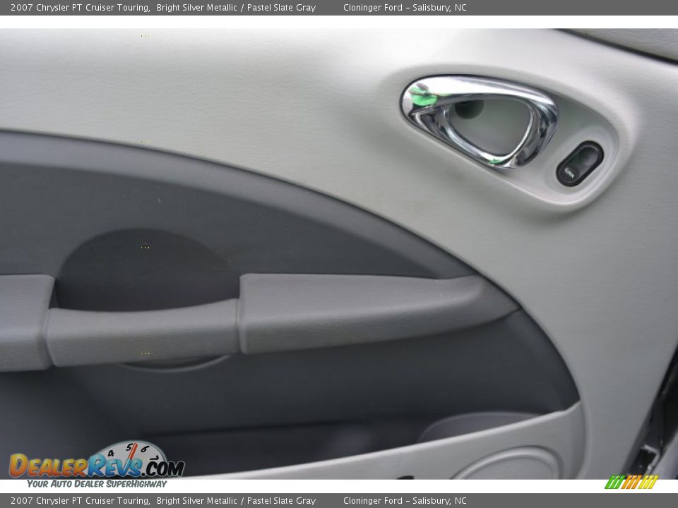 2007 Chrysler PT Cruiser Touring Bright Silver Metallic / Pastel Slate Gray Photo #8