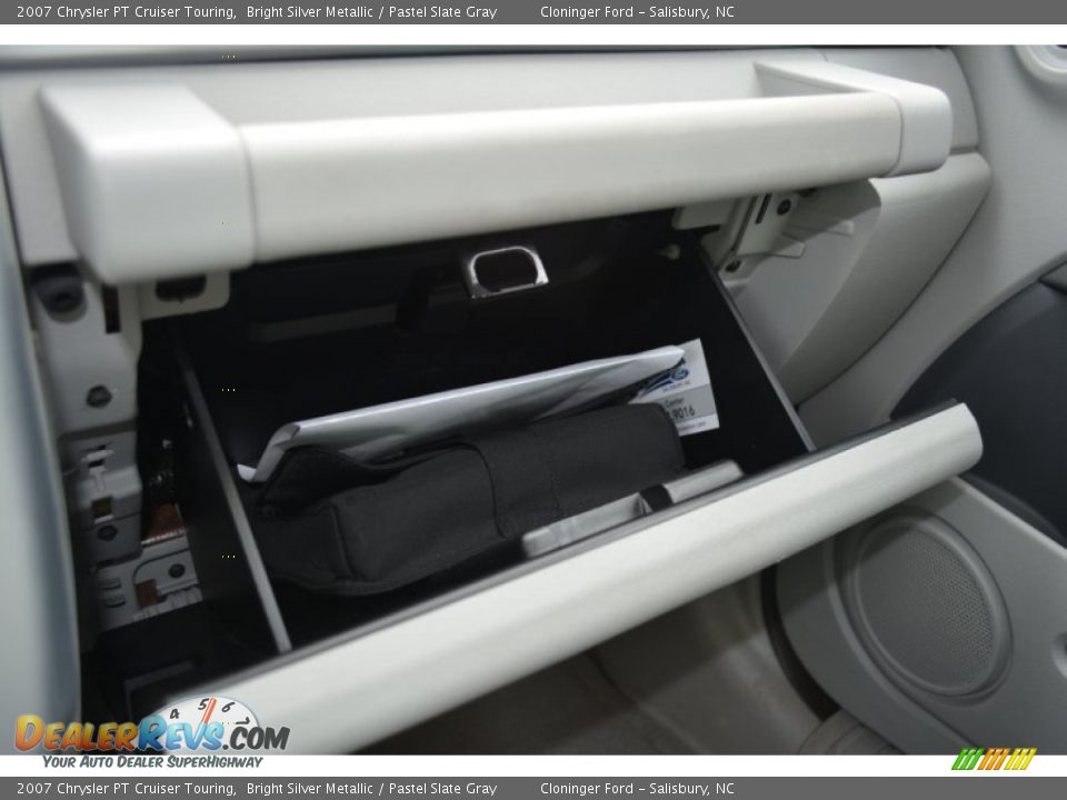 2007 Chrysler PT Cruiser Touring Bright Silver Metallic / Pastel Slate Gray Photo #22