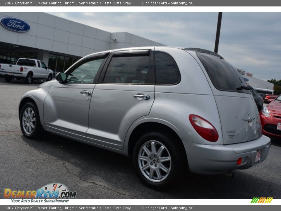2007 Chrysler PT Cruiser Touring Bright Silver Metallic / Pastel Slate Gray Photo #24