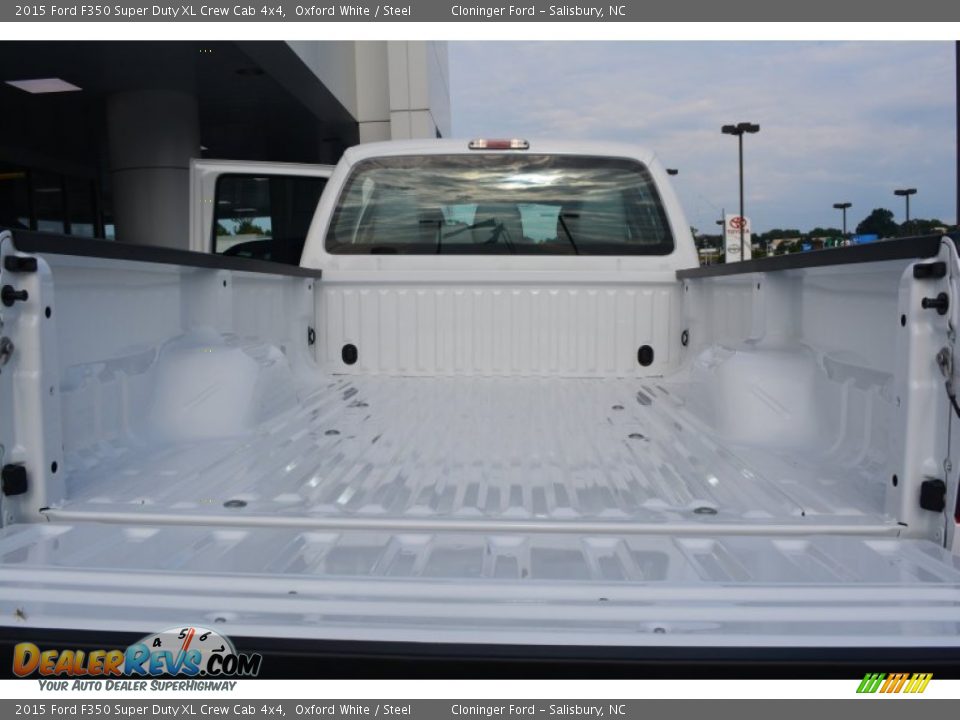 2015 Ford F350 Super Duty XL Crew Cab 4x4 Oxford White / Steel Photo #9