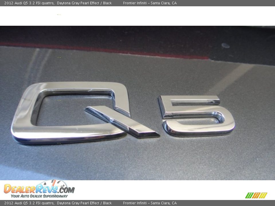 2012 Audi Q5 3.2 FSI quattro Daytona Gray Pearl Effect / Black Photo #16
