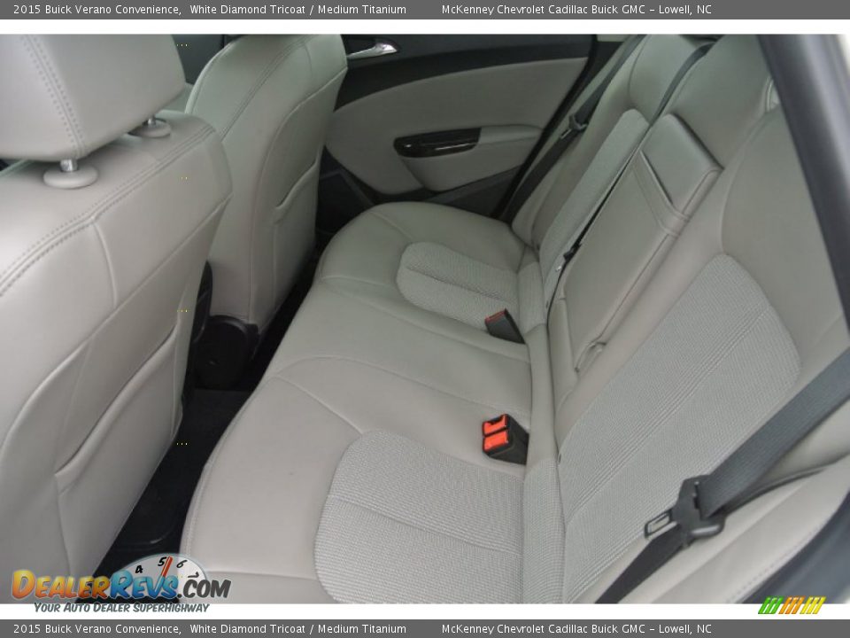 Rear Seat of 2015 Buick Verano Convenience Photo #15