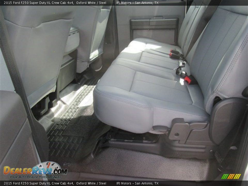 2015 Ford F250 Super Duty XL Crew Cab 4x4 Oxford White / Steel Photo #5