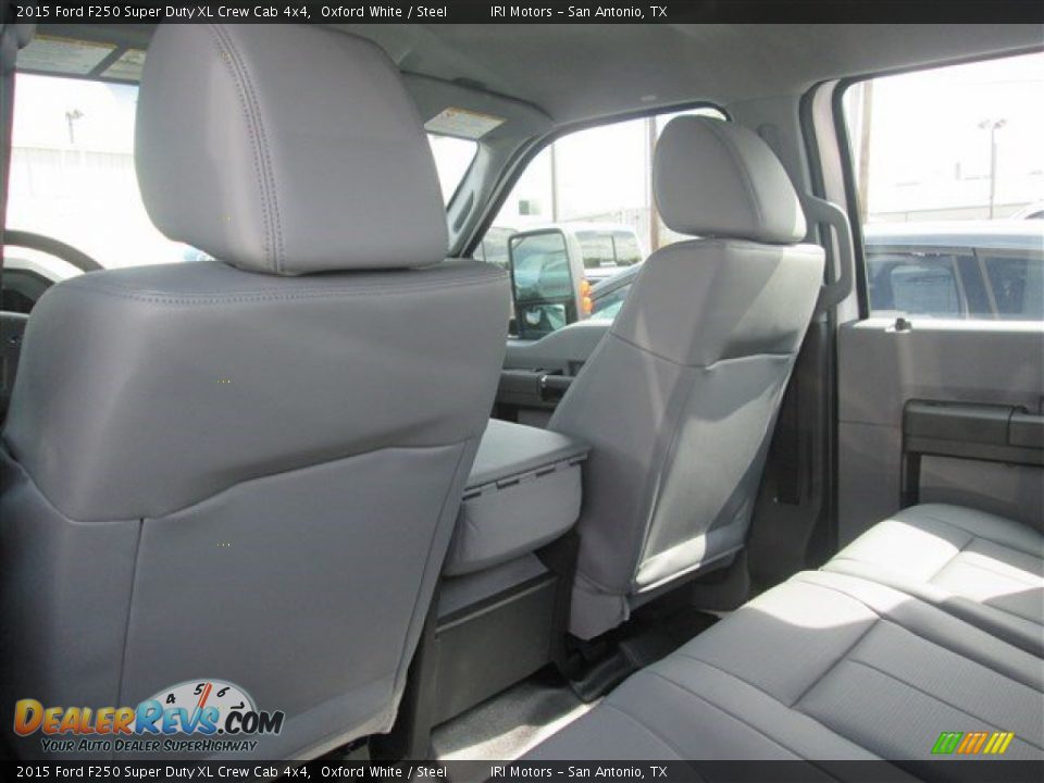 2015 Ford F250 Super Duty XL Crew Cab 4x4 Oxford White / Steel Photo #6