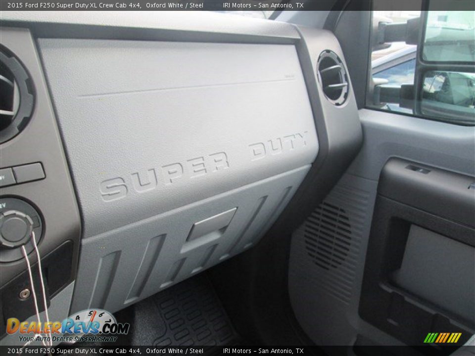 2015 Ford F250 Super Duty XL Crew Cab 4x4 Oxford White / Steel Photo #20