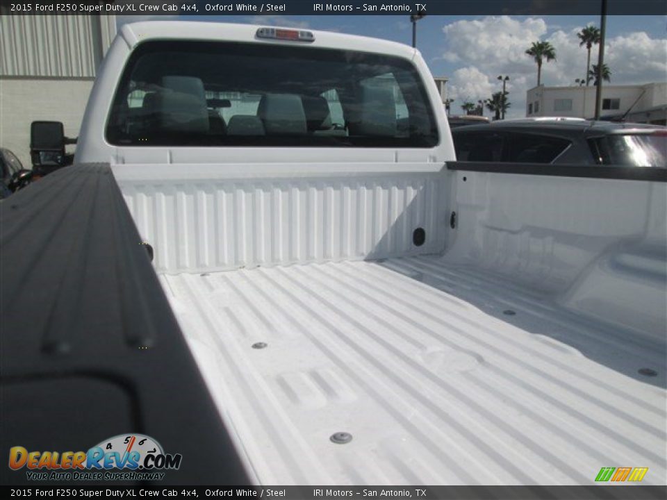 2015 Ford F250 Super Duty XL Crew Cab 4x4 Oxford White / Steel Photo #29