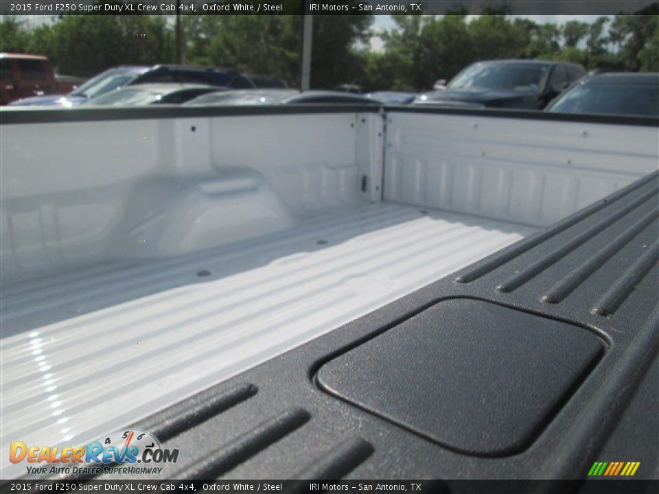 2015 Ford F250 Super Duty XL Crew Cab 4x4 Oxford White / Steel Photo #30