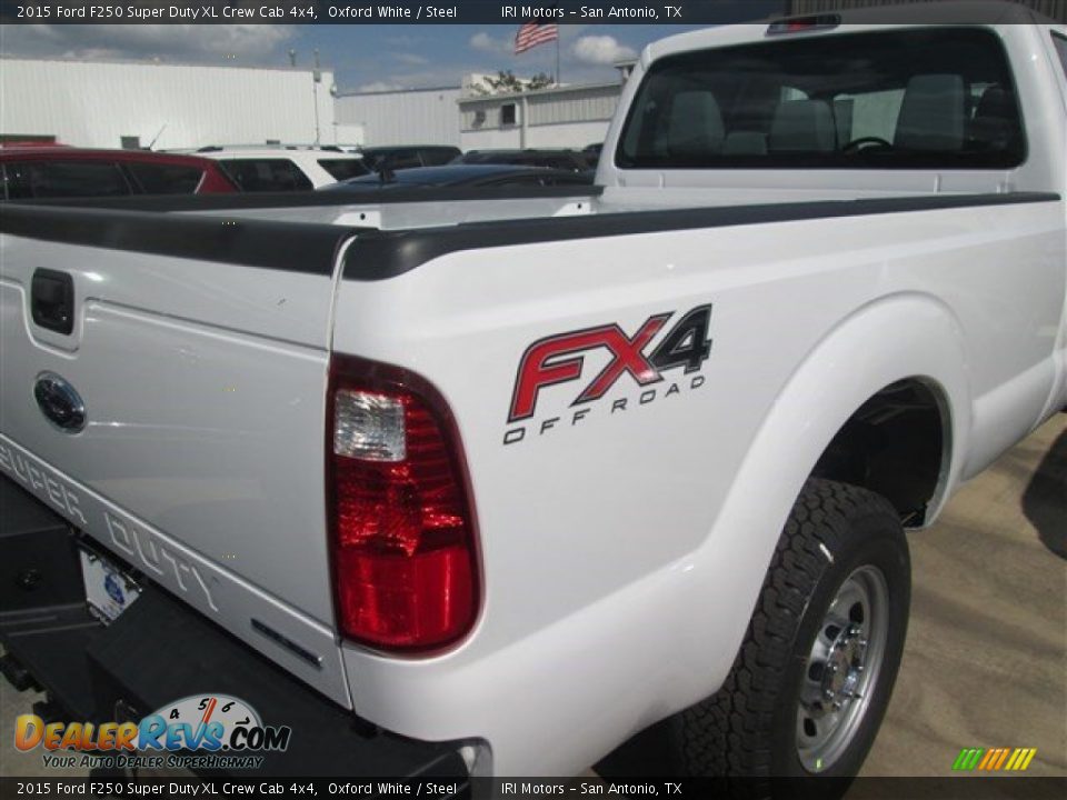 2015 Ford F250 Super Duty XL Crew Cab 4x4 Oxford White / Steel Photo #33