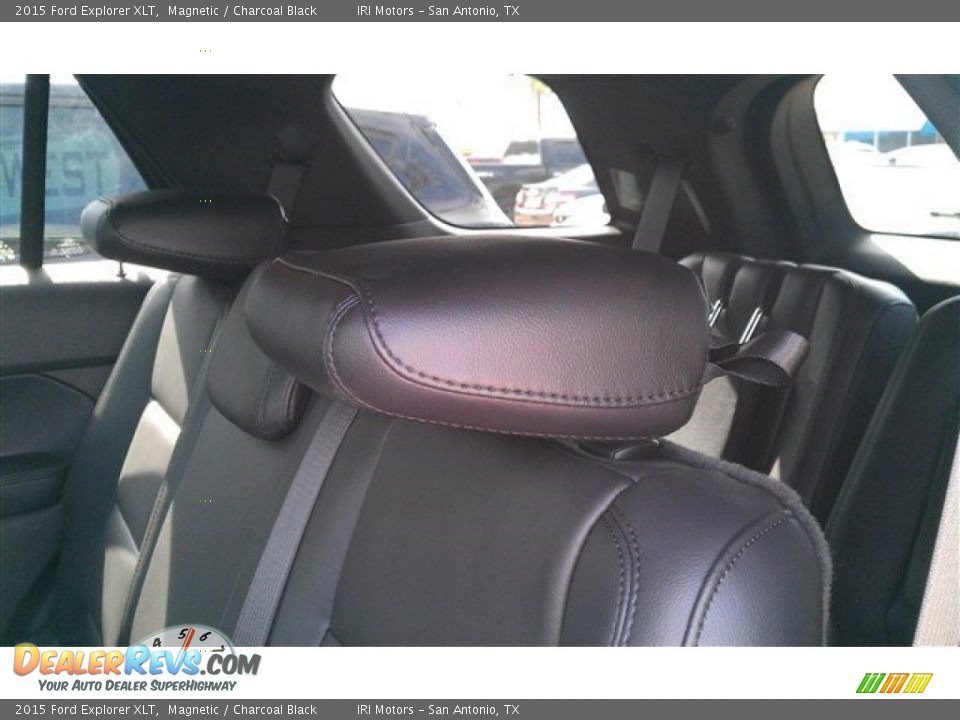 2015 Ford Explorer XLT Magnetic / Charcoal Black Photo #12