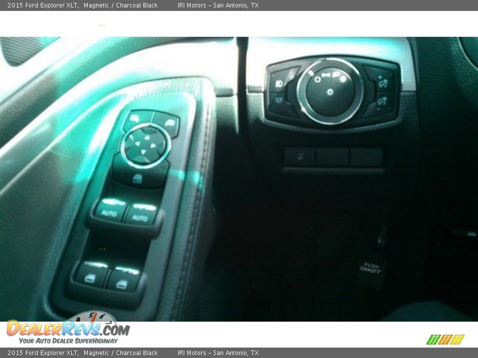 2015 Ford Explorer XLT Magnetic / Charcoal Black Photo #17