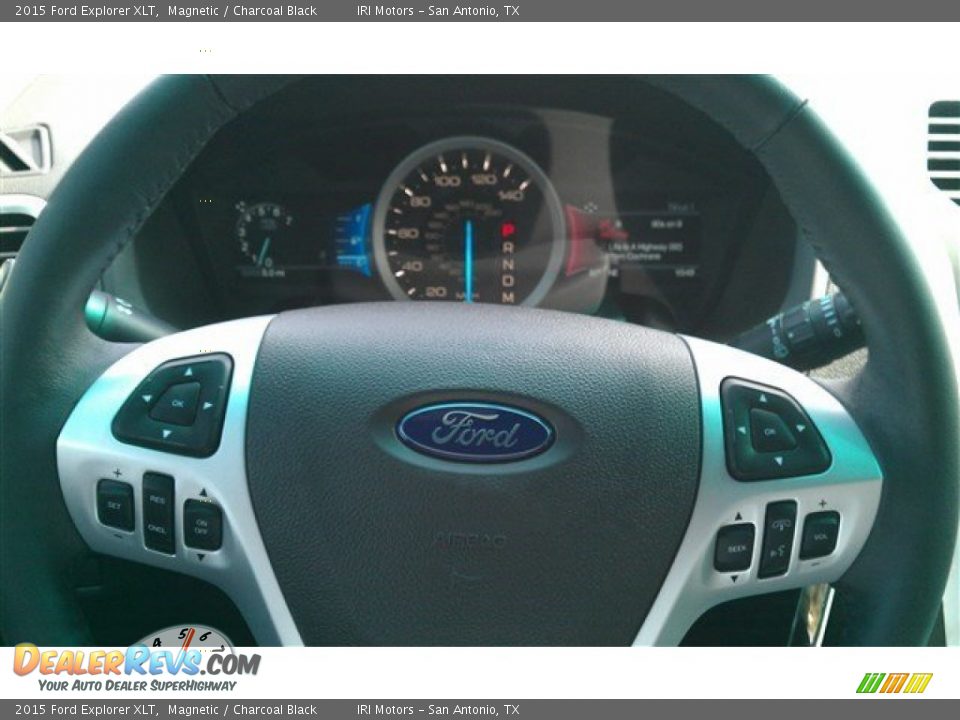 2015 Ford Explorer XLT Magnetic / Charcoal Black Photo #20