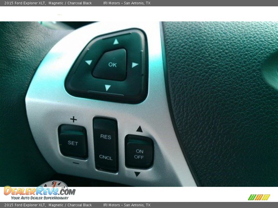 2015 Ford Explorer XLT Magnetic / Charcoal Black Photo #21