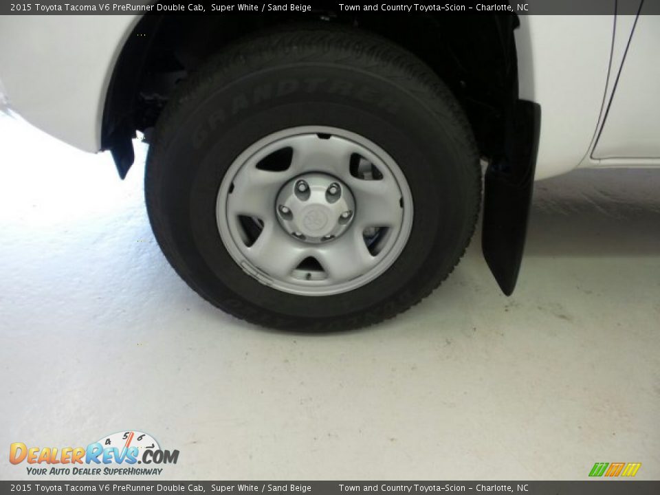 2015 Toyota Tacoma V6 PreRunner Double Cab Super White / Sand Beige Photo #5