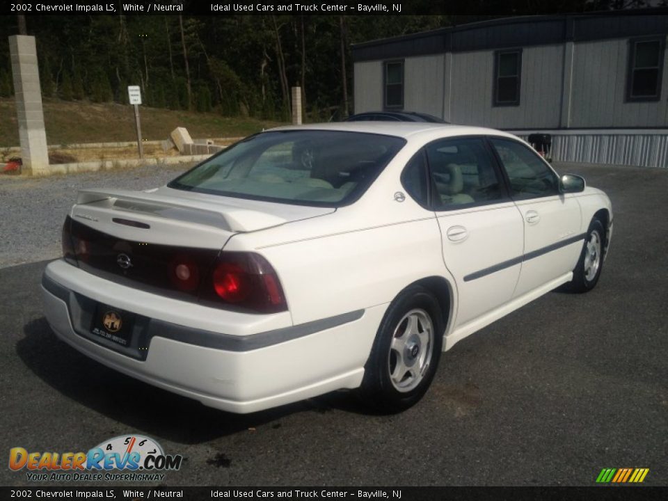 2002 Chevrolet Impala LS White / Neutral Photo #13