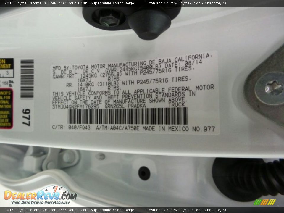 2015 Toyota Tacoma V6 PreRunner Double Cab Super White / Sand Beige Photo #28