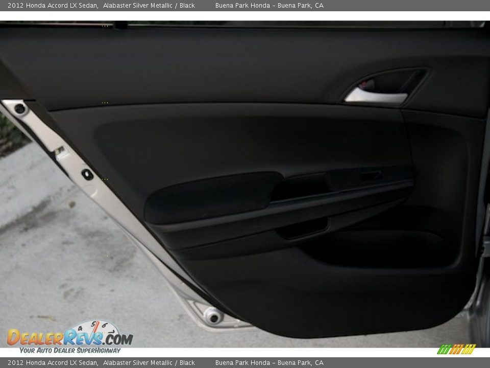 2012 Honda Accord LX Sedan Alabaster Silver Metallic / Black Photo #25