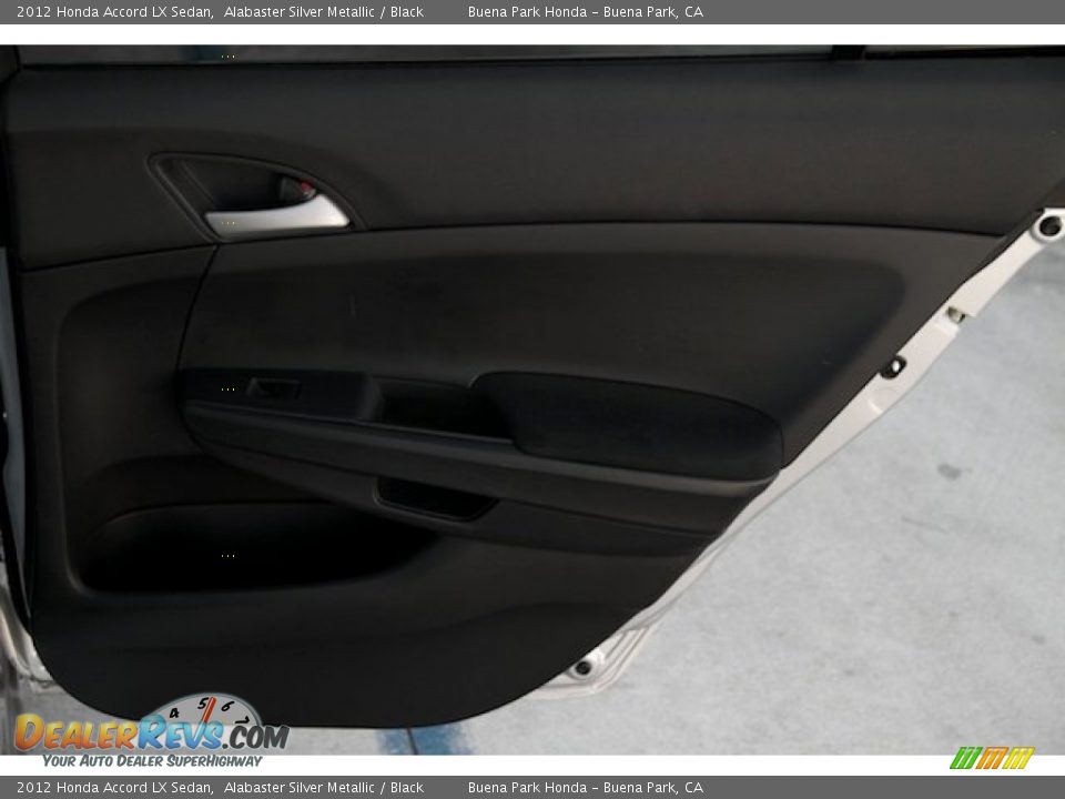 2012 Honda Accord LX Sedan Alabaster Silver Metallic / Black Photo #26