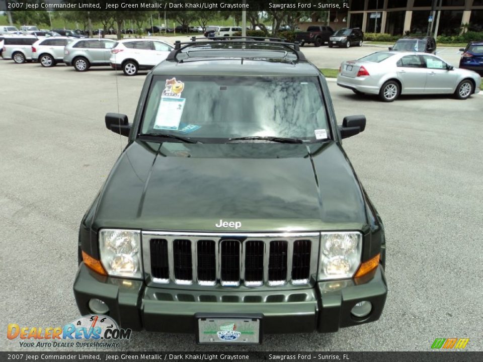 2007 Jeep Commander Limited Jeep Green Metallic / Dark Khaki/Light Graystone Photo #17