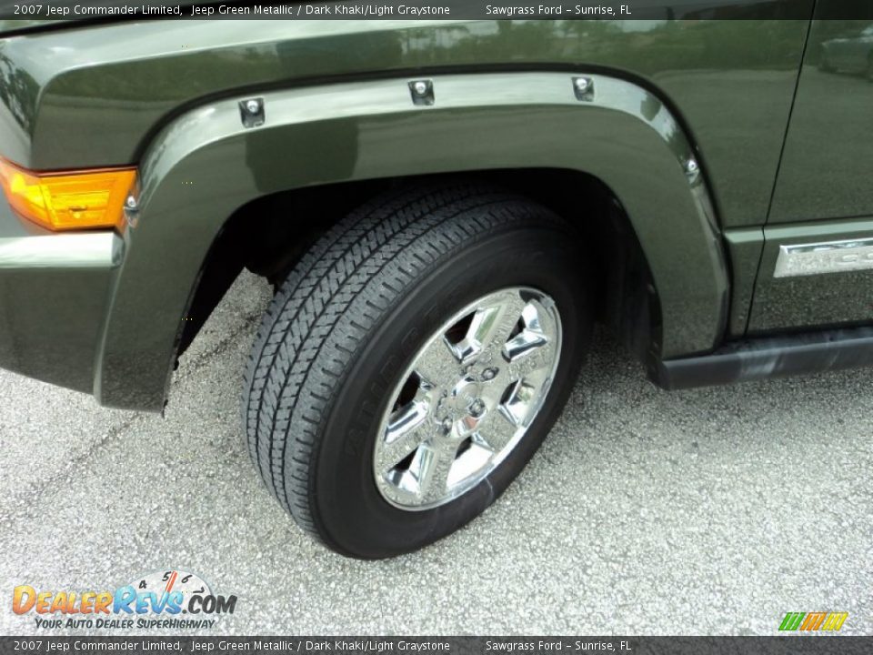 2007 Jeep Commander Limited Jeep Green Metallic / Dark Khaki/Light Graystone Photo #34