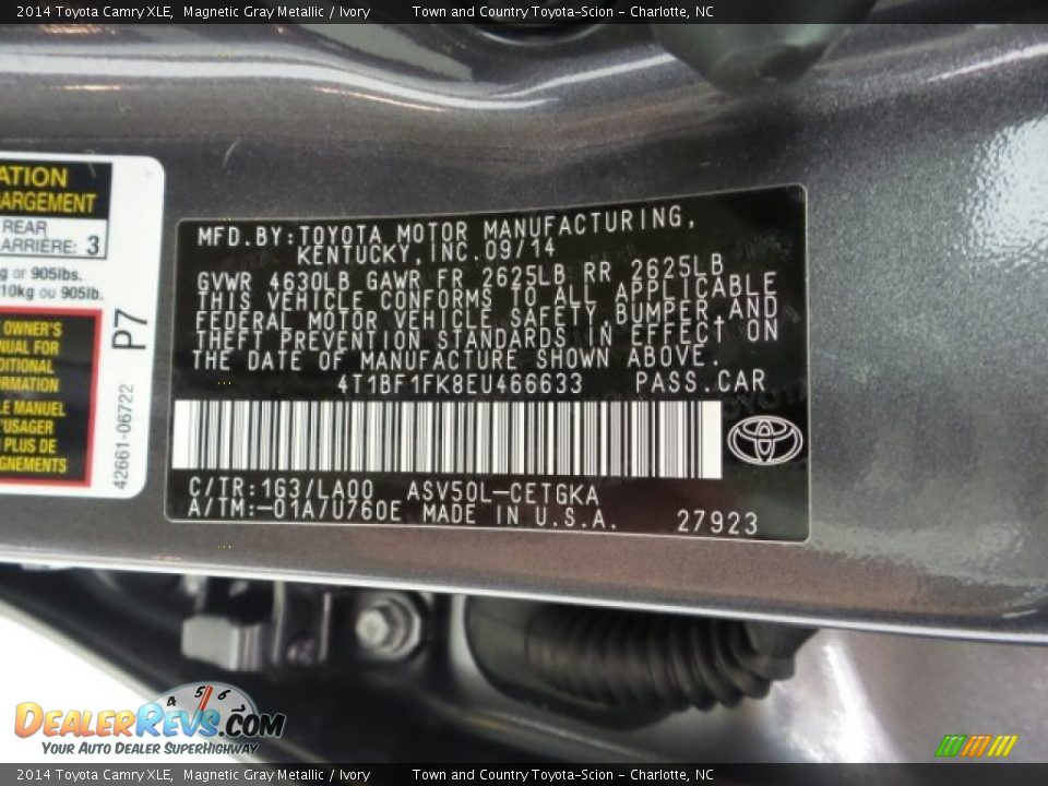 2014 Toyota Camry XLE Magnetic Gray Metallic / Ivory Photo #31