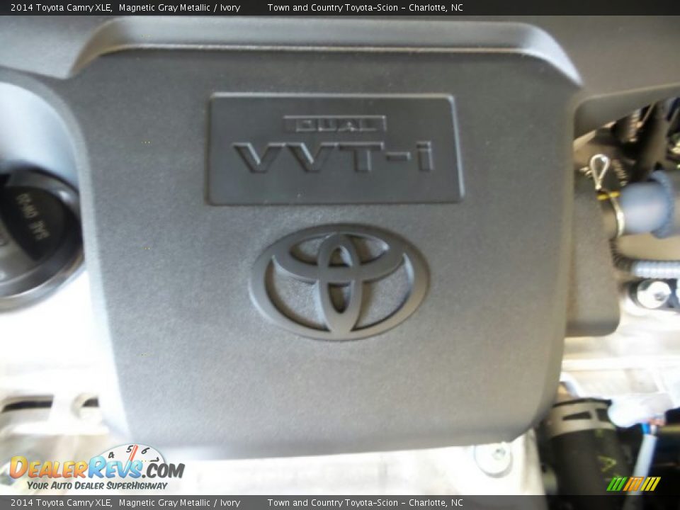 2014 Toyota Camry XLE Magnetic Gray Metallic / Ivory Photo #35