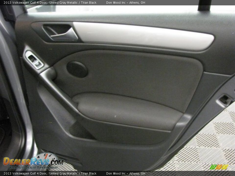 2013 Volkswagen Golf 4 Door United Gray Metallic / Titan Black Photo #19