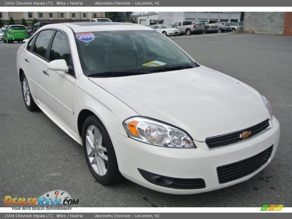 2009 Chevrolet Impala LTZ White / Neutral Photo #1