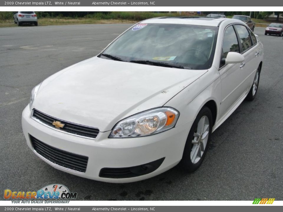 2009 Chevrolet Impala LTZ White / Neutral Photo #2