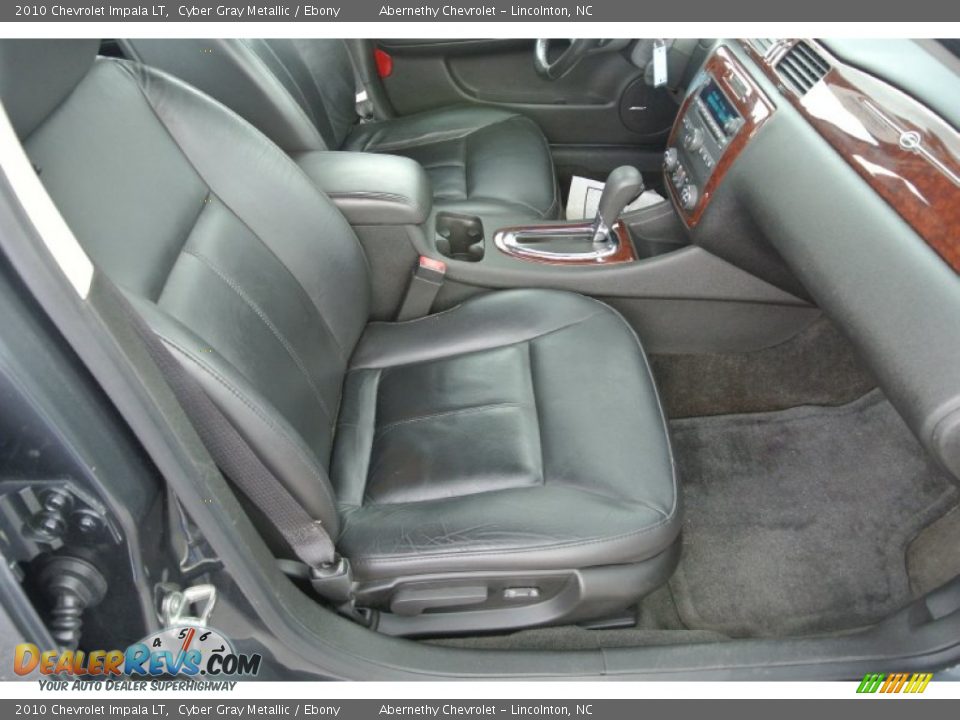 2010 Chevrolet Impala LT Cyber Gray Metallic / Ebony Photo #18