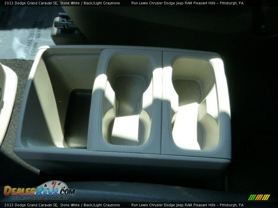 2013 Dodge Grand Caravan SE Stone White / Black/Light Graystone Photo #16