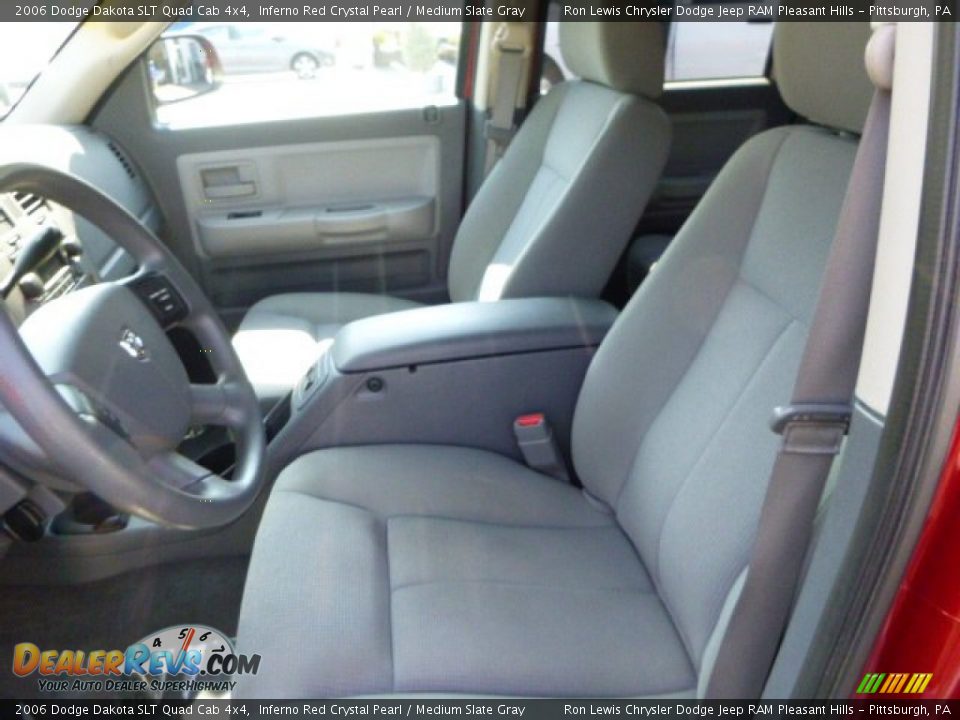 2006 Dodge Dakota SLT Quad Cab 4x4 Inferno Red Crystal Pearl / Medium Slate Gray Photo #11