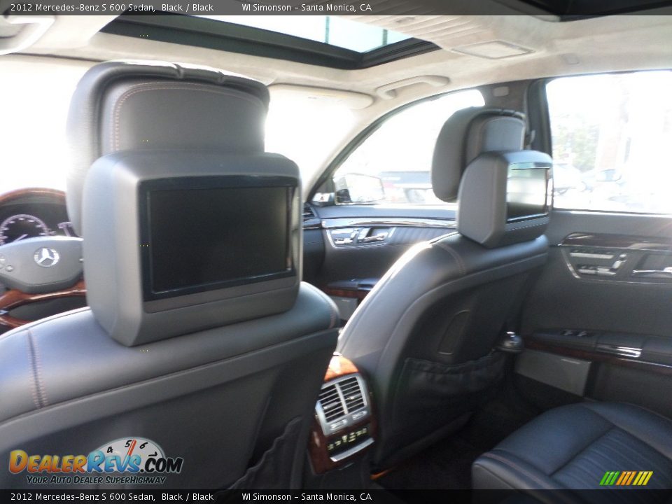 2012 Mercedes-Benz S 600 Sedan Black / Black Photo #21