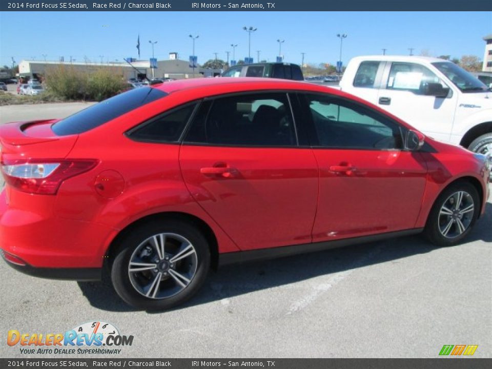 2014 Ford Focus SE Sedan Race Red / Charcoal Black Photo #3
