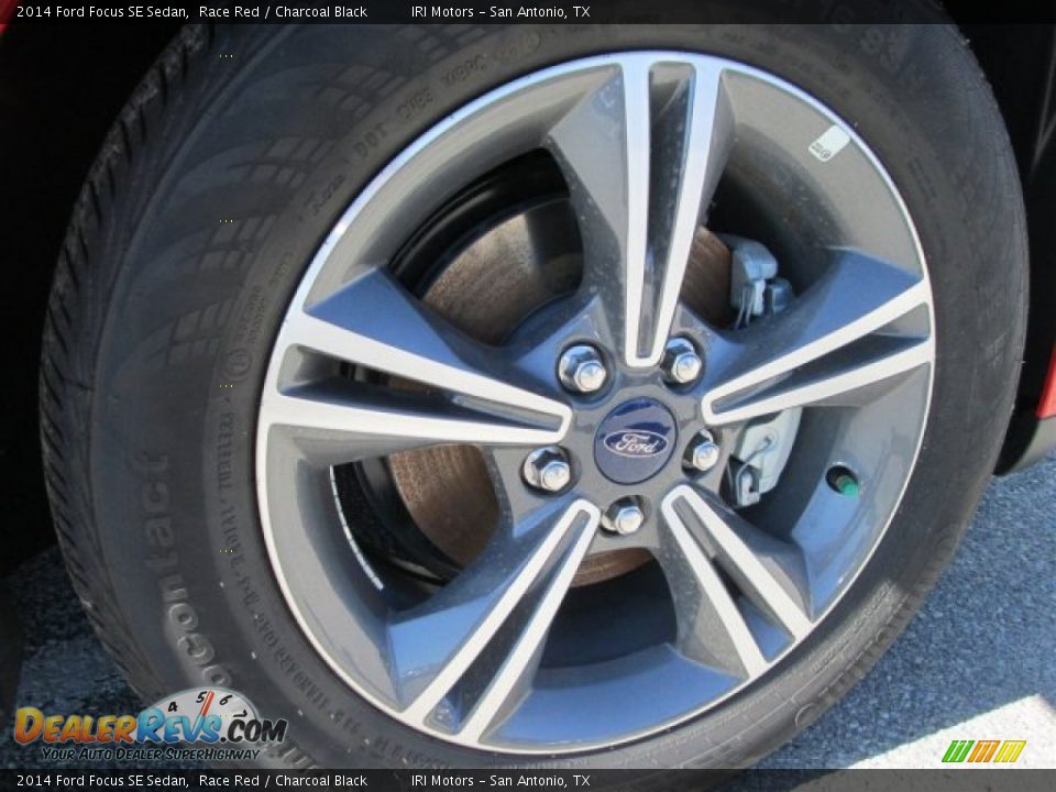 2014 Ford Focus SE Sedan Race Red / Charcoal Black Photo #4