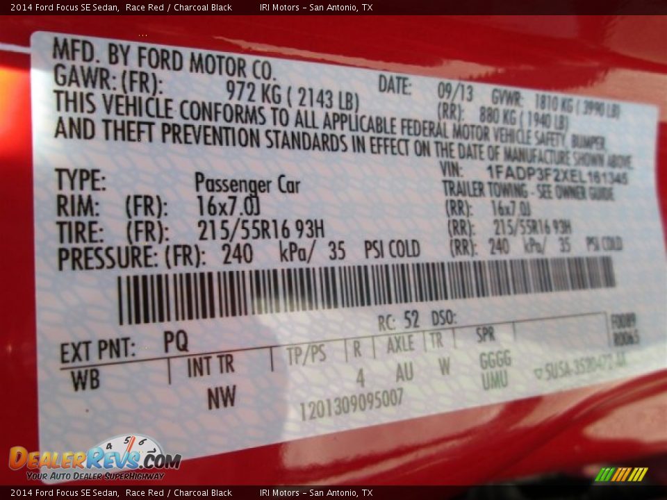 2014 Ford Focus SE Sedan Race Red / Charcoal Black Photo #11