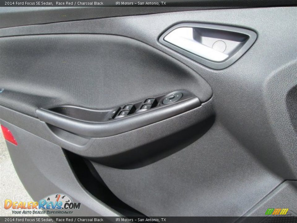 2014 Ford Focus SE Sedan Race Red / Charcoal Black Photo #13