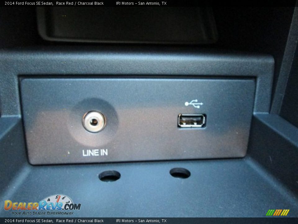 2014 Ford Focus SE Sedan Race Red / Charcoal Black Photo #15