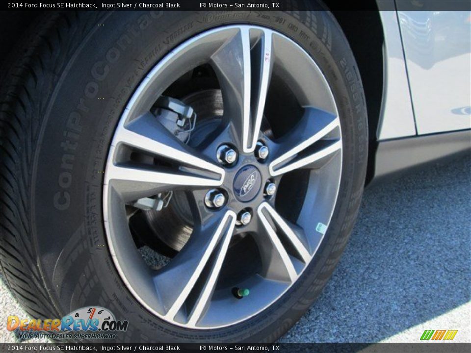2014 Ford Focus SE Hatchback Ingot Silver / Charcoal Black Photo #4
